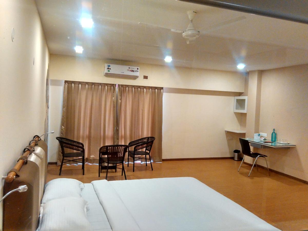 Villa Park Mysore Extérieur photo